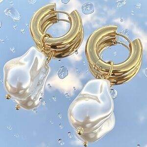 18k gold plated pearl earrings